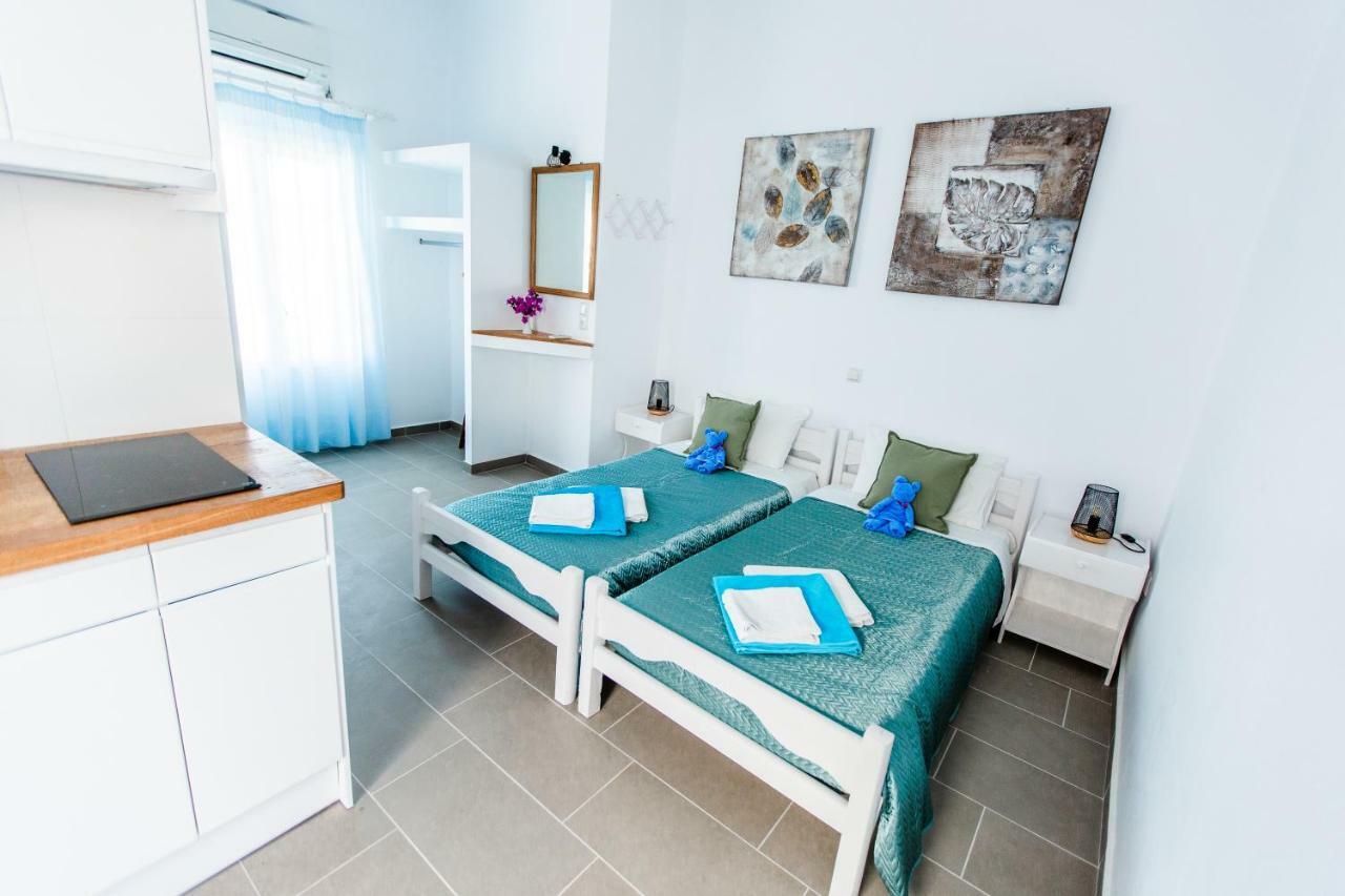 Villa Gambas Beach Studios Kamári Exterior foto
