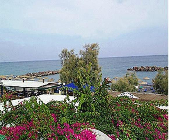 Villa Gambas Beach Studios Kamári Exterior foto